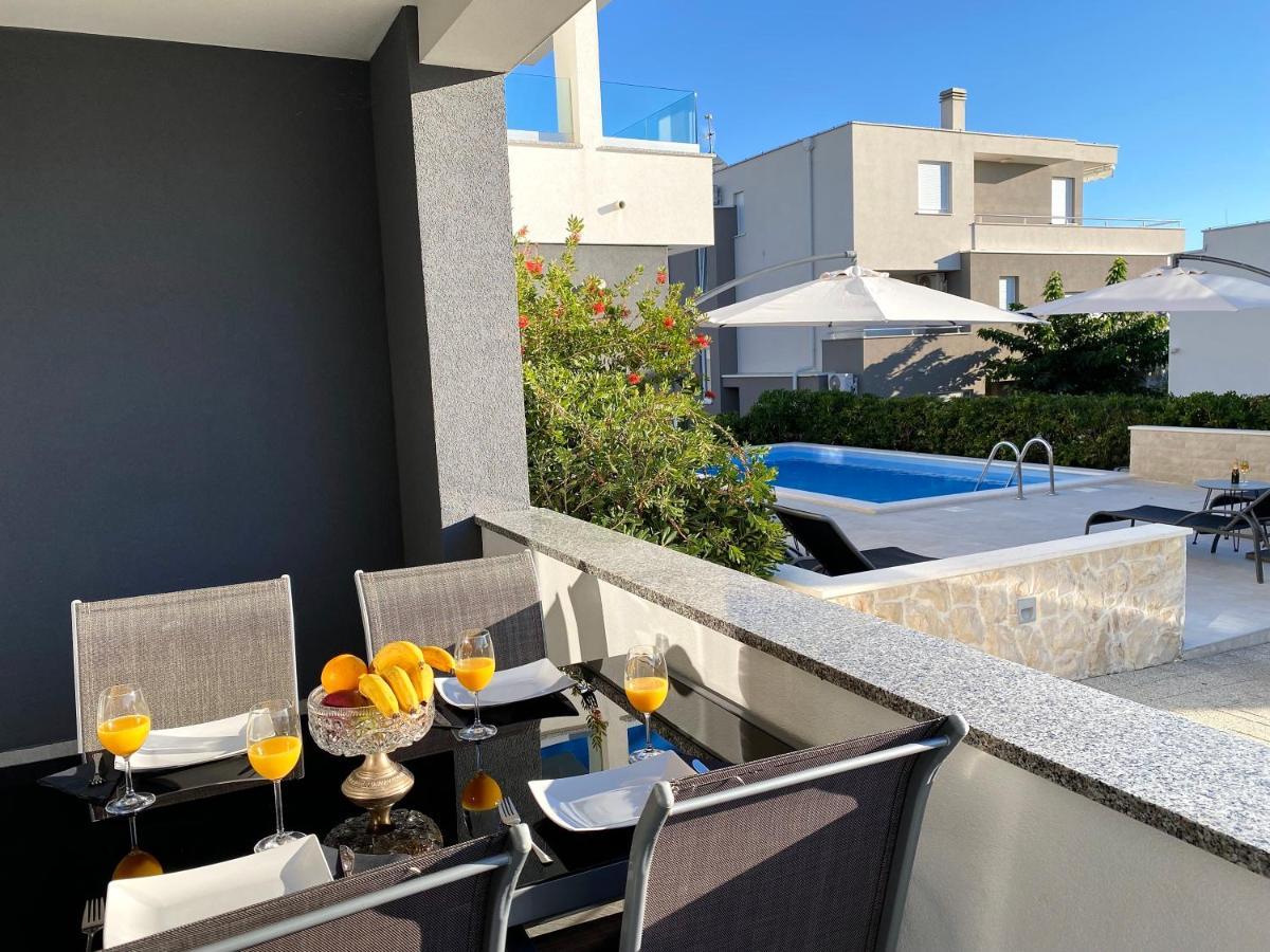 Fantasy Pool Villa Novalja Ngoại thất bức ảnh